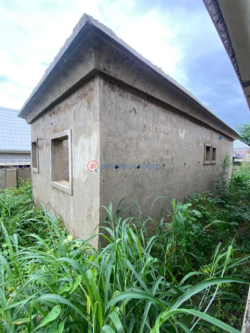 3 bedroom Detached Bungalow For Sale Airport Road Lugbe Lugbe Abuja Phase 4  - 5