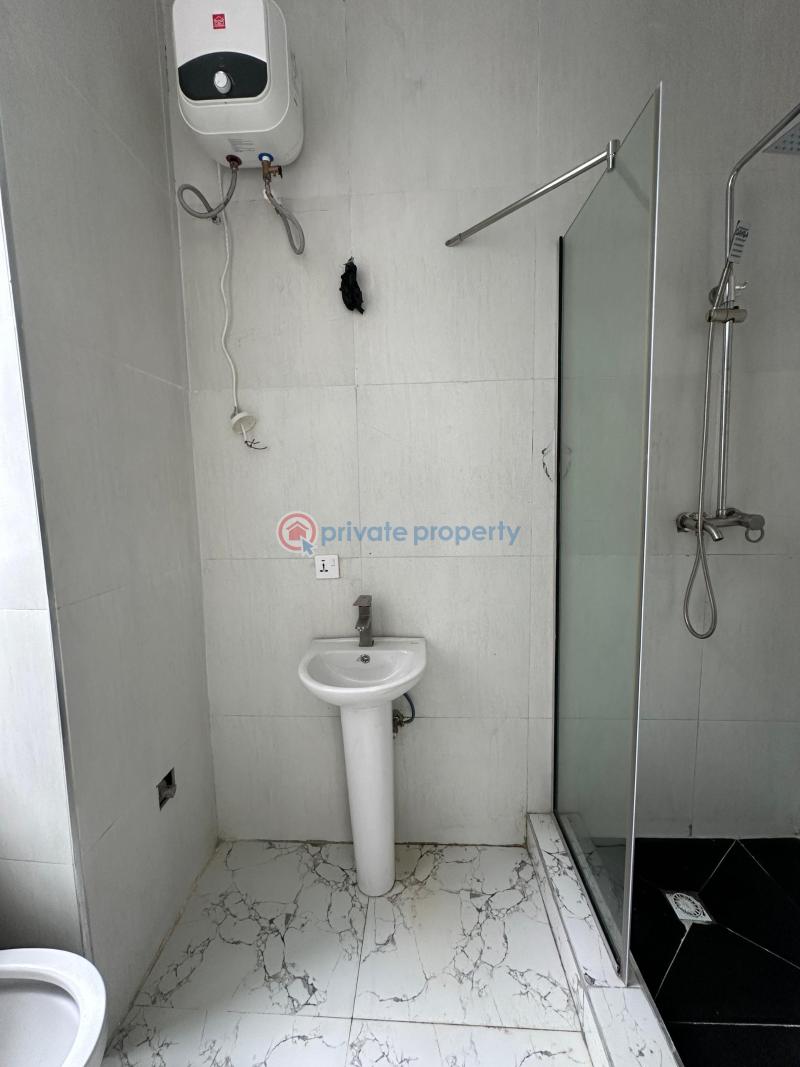 2 bedroom Block Of Flats For Rent Chevron Lekki Lagos - 9