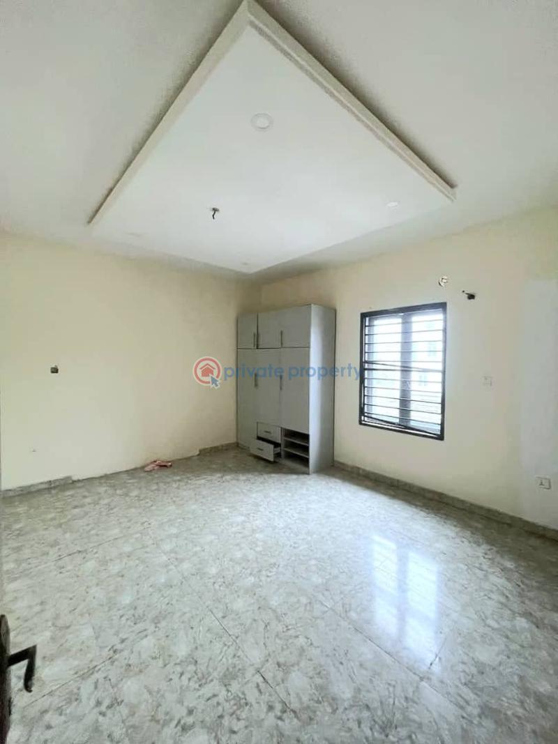 𝐖𝐄𝐋𝐋 𝐌𝐀𝐈𝐍𝐓𝐀𝐈𝐍𝐄𝐃  2 𝐁𝐄𝐃𝐑𝐎𝐎𝐌 𝐀𝐏𝐀𝐑𝐓𝐌𝐄𝐍𝐓 - 5 2 bedroom Flat & Apartment For Rent Ikate Elegushi Lekki Lagos - 5