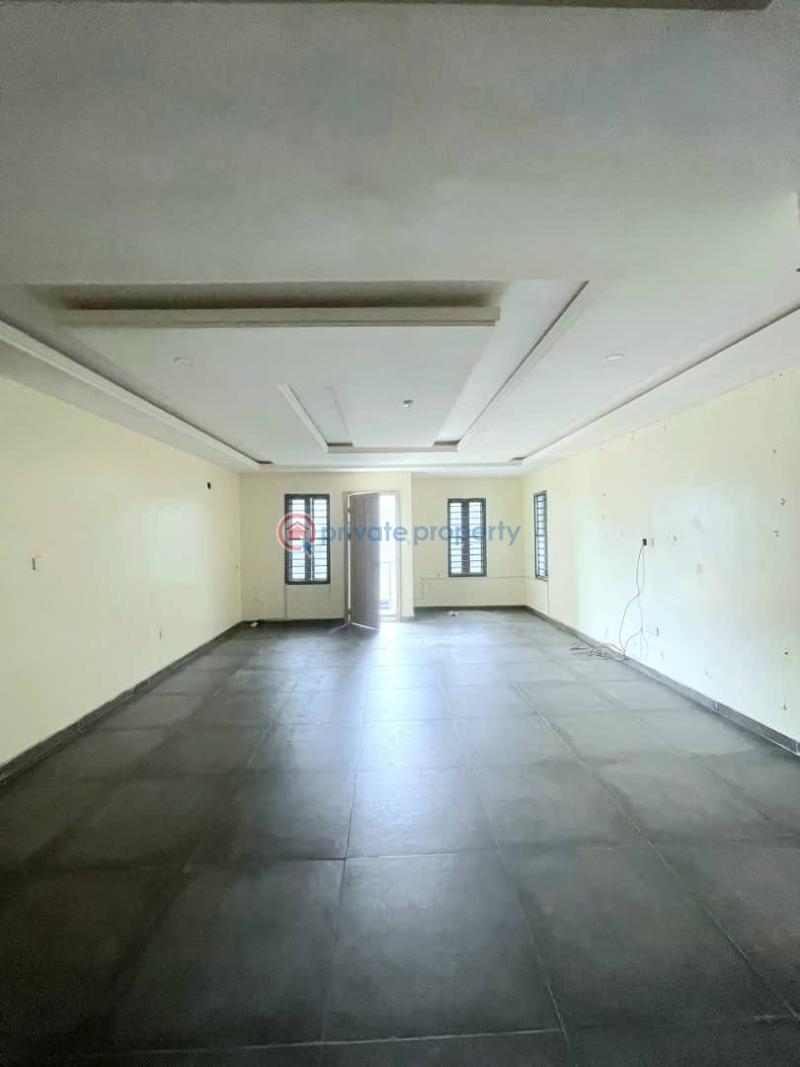 𝐖𝐄𝐋𝐋 𝐌𝐀𝐈𝐍𝐓𝐀𝐈𝐍𝐄𝐃  2 𝐁𝐄𝐃𝐑𝐎𝐎𝐌 𝐀𝐏𝐀𝐑𝐓𝐌𝐄𝐍𝐓 - 2 2 bedroom Flat & Apartment For Rent Ikate Elegushi Lekki Lagos - 2