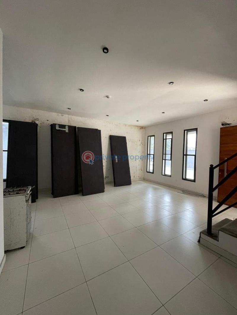 4 bedroom Maisonette For Rent Ologolo Lekki Lagos - 2