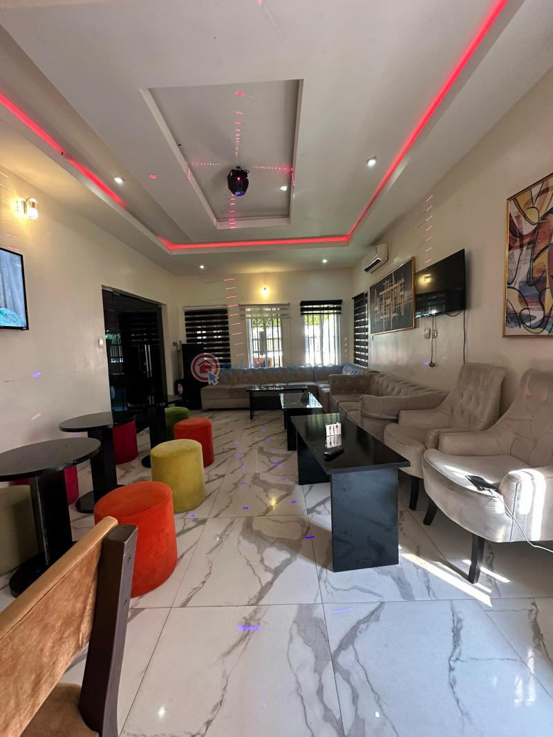 5 bedroom Detached Duplex For Rent Ikate Lekki Lekki Lagos - 16