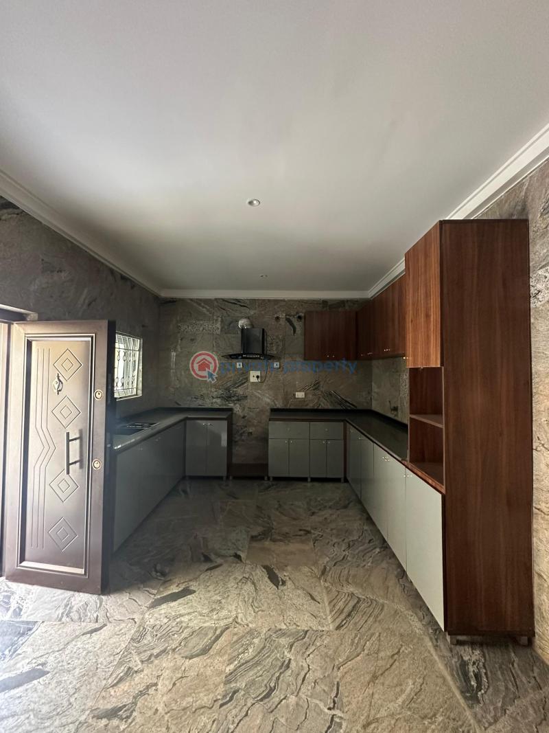 5 bedroom Duplex For Sale Lugbe District Lugbe Abuja Phase 4  - 2
