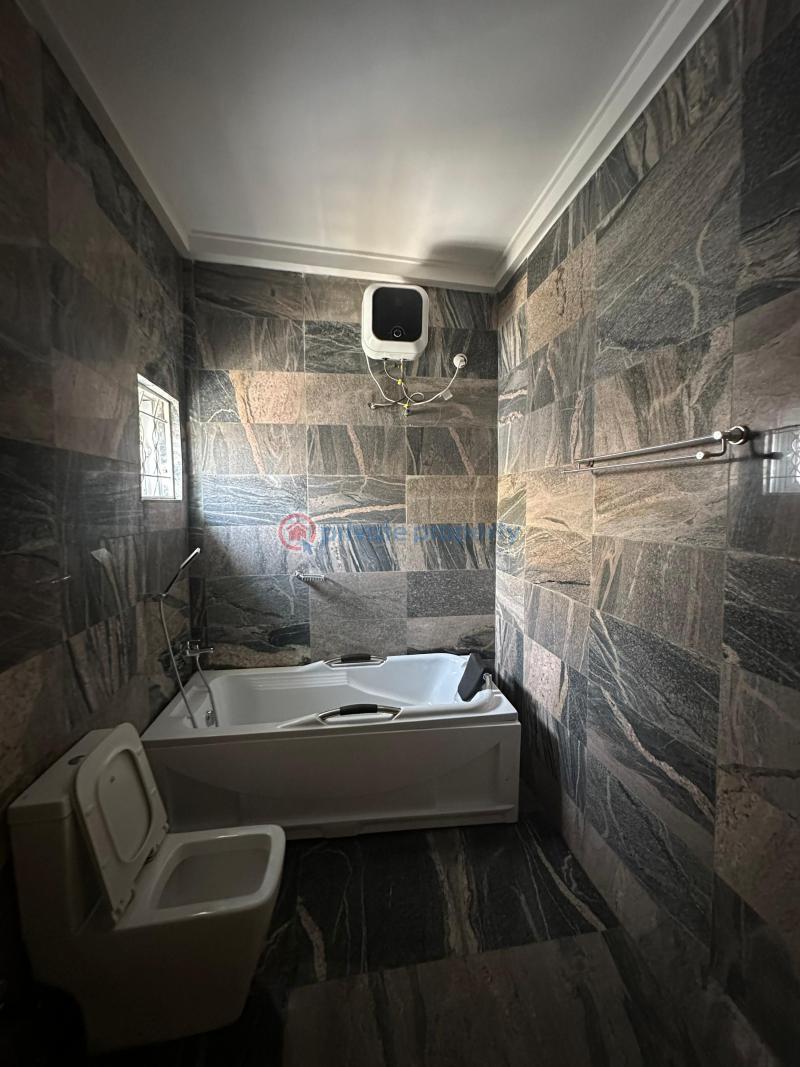 5 bedroom Duplex For Sale Lugbe District Lugbe Abuja Phase 4  - 8