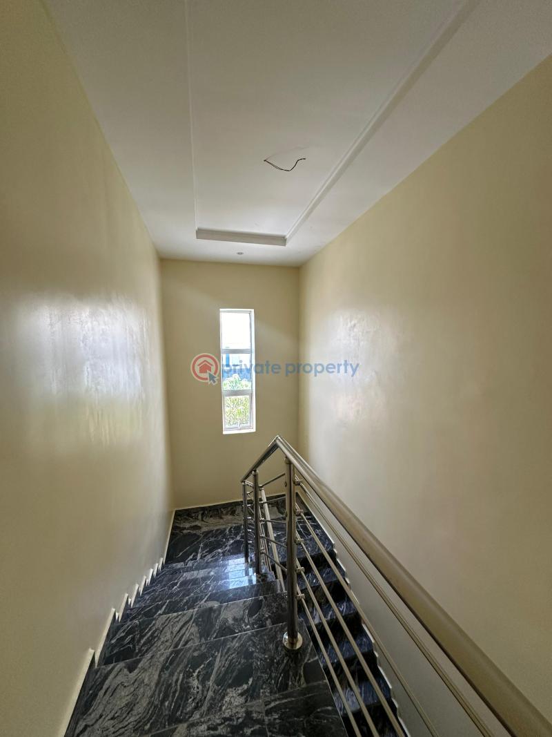 5 bedroom Duplex For Sale Lugbe District Lugbe Abuja Phase 4  - 11