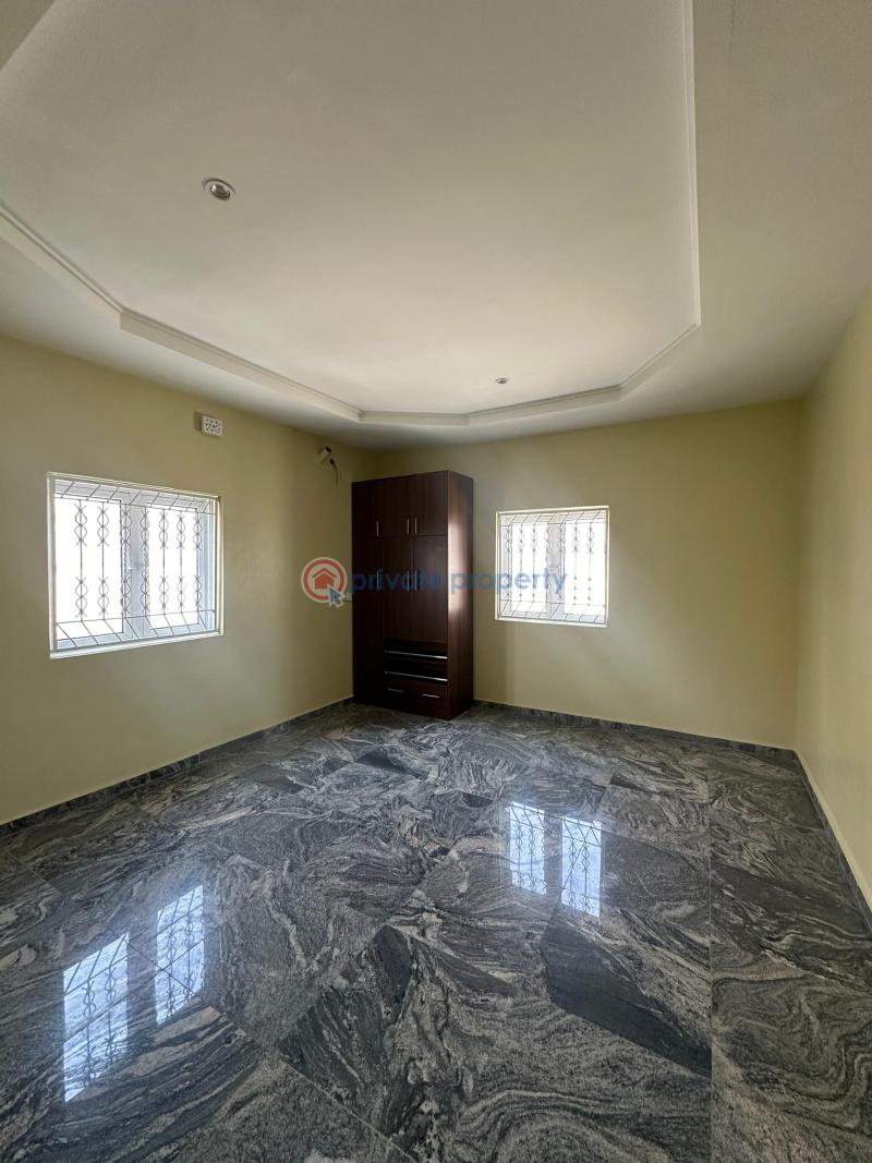 5 bedroom Duplex For Sale Lugbe District Lugbe Abuja Phase 4  - 14