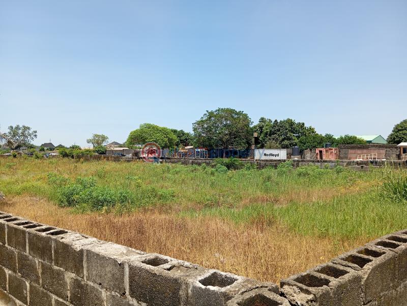 Mixed use Land For Sale Just Before Eleko Junction Eleko Ibeju-Lekki Lagos - 0