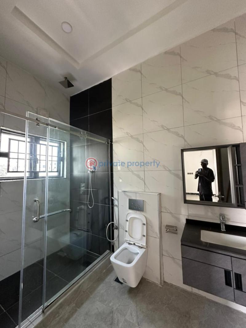 6 bedroom Detached Duplex For Sale Guzape District Guzape Abuja Phase 1  - 9