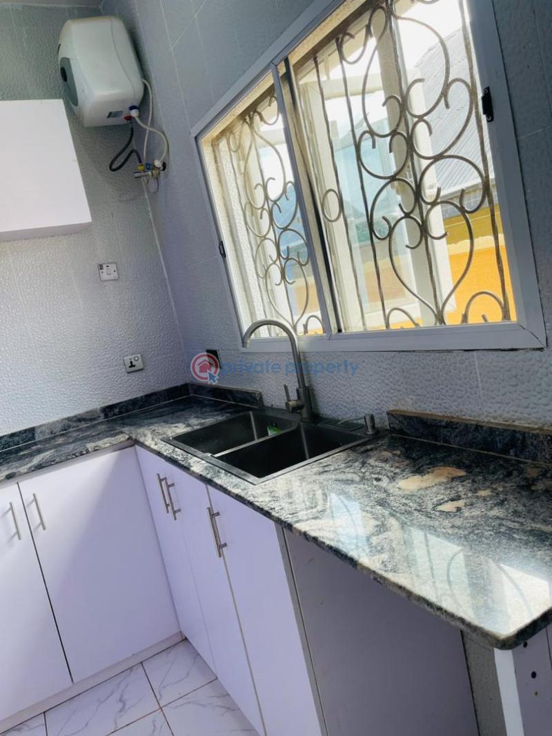 House For Sale Located At Ojoo, Before Bovas Filling Station Ajobo. Ibadan Oyo - 1