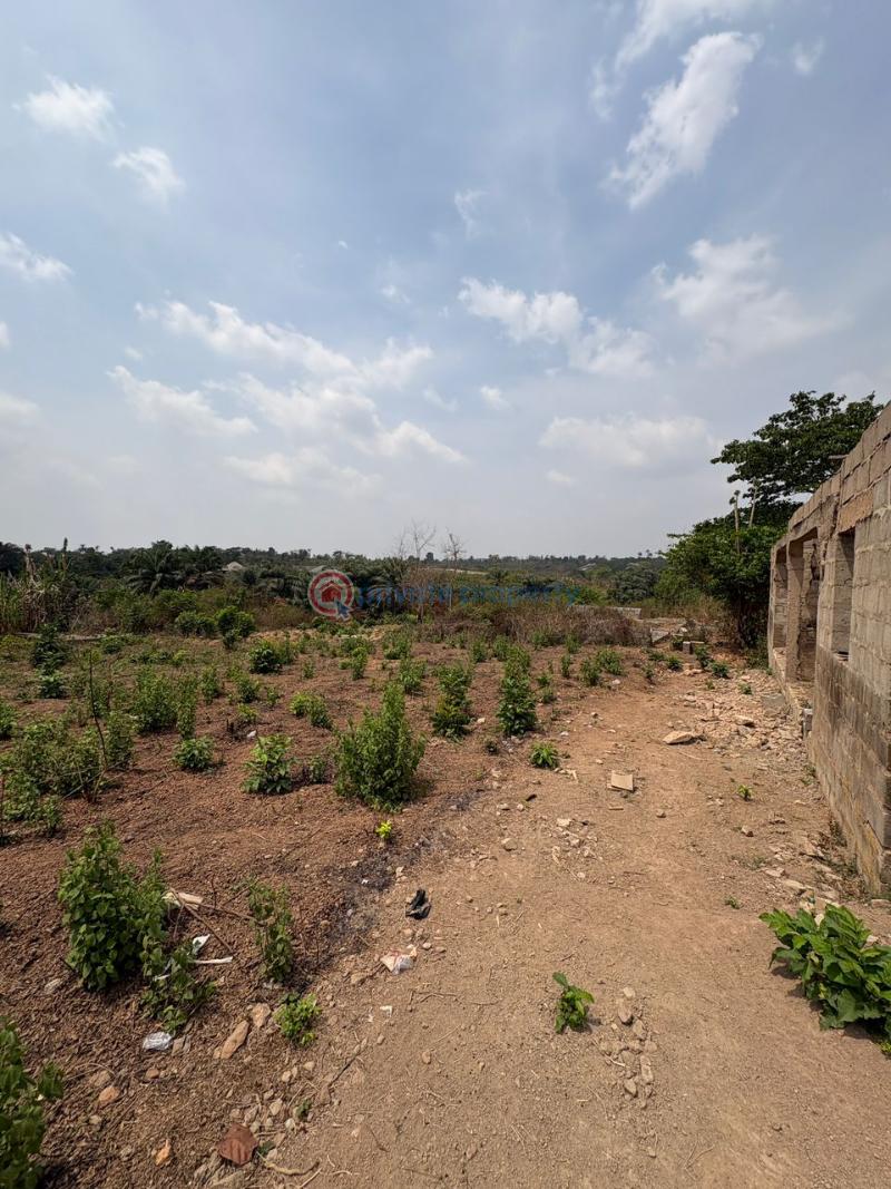 Land For Sale Iya Bovas (church Side) Ibadan Oyo