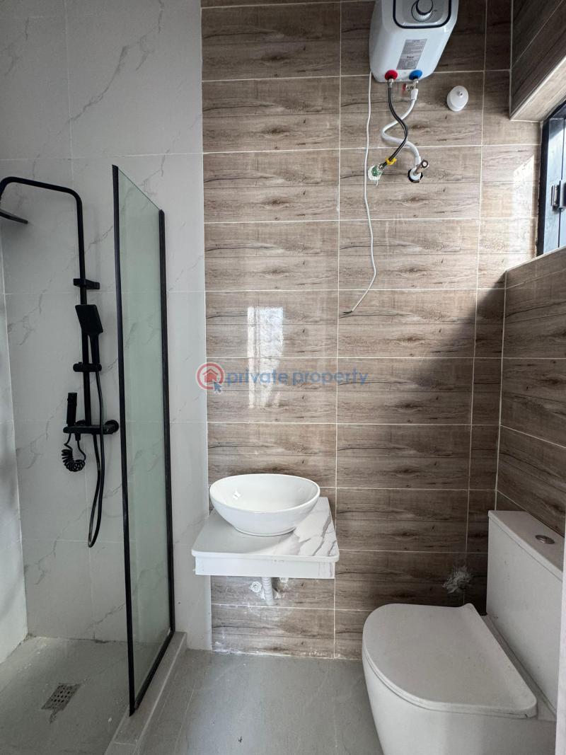 4 bedroom Detached Duplex For Sale Chevron Lekki Chevron Drive Lekki Lagos - 13