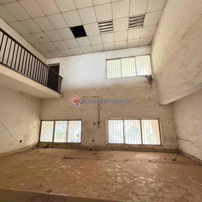 8 bedroom Detached Duplex For Rent Garki Abuja Phase 1  - 2
