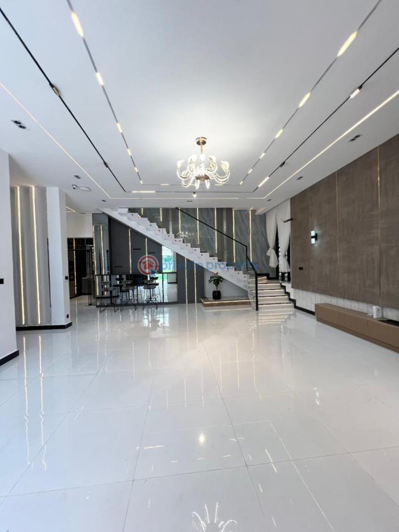 5 bedroom Detached Duplex For Sale Chevron Axis Lekki Lekki Lagos - 23