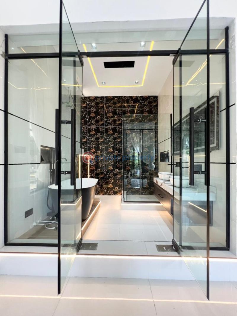 5 bedroom Detached Duplex For Sale Chevron Axis Lekki Lekki Lagos - 53