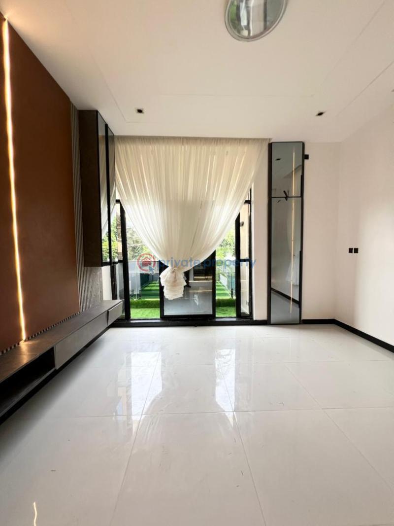 5 bedroom Detached Duplex For Sale Chevron Axis Lekki Lekki Lagos - 9
