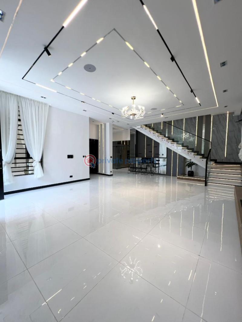 5 bedroom Detached Duplex For Sale Chevron Axis Lekki Lekki Lagos - 19