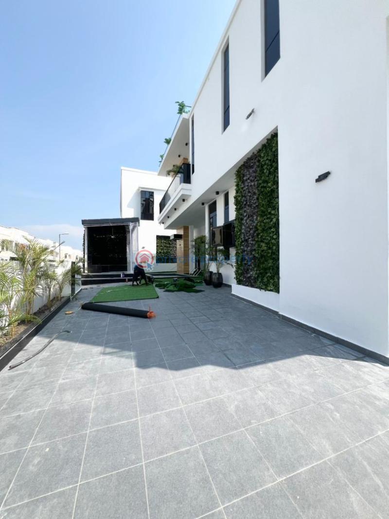 5 bedroom Detached Duplex For Sale Chevron Axis Lekki Lekki Lagos - 43