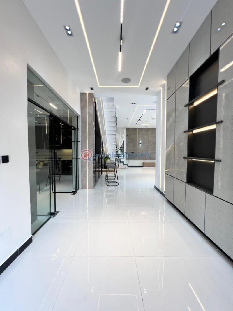 5 bedroom Detached Duplex For Sale Chevron Axis Lekki Lekki Lagos - 17