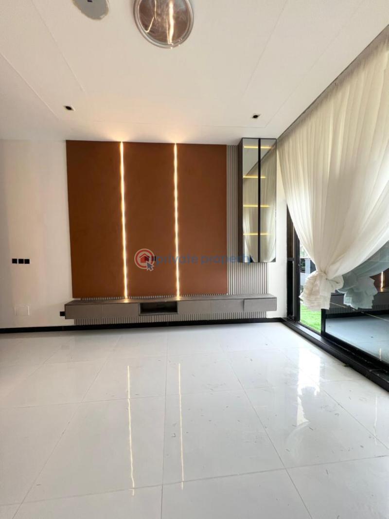 5 bedroom Detached Duplex For Sale Chevron Axis Lekki Lekki Lagos - 4