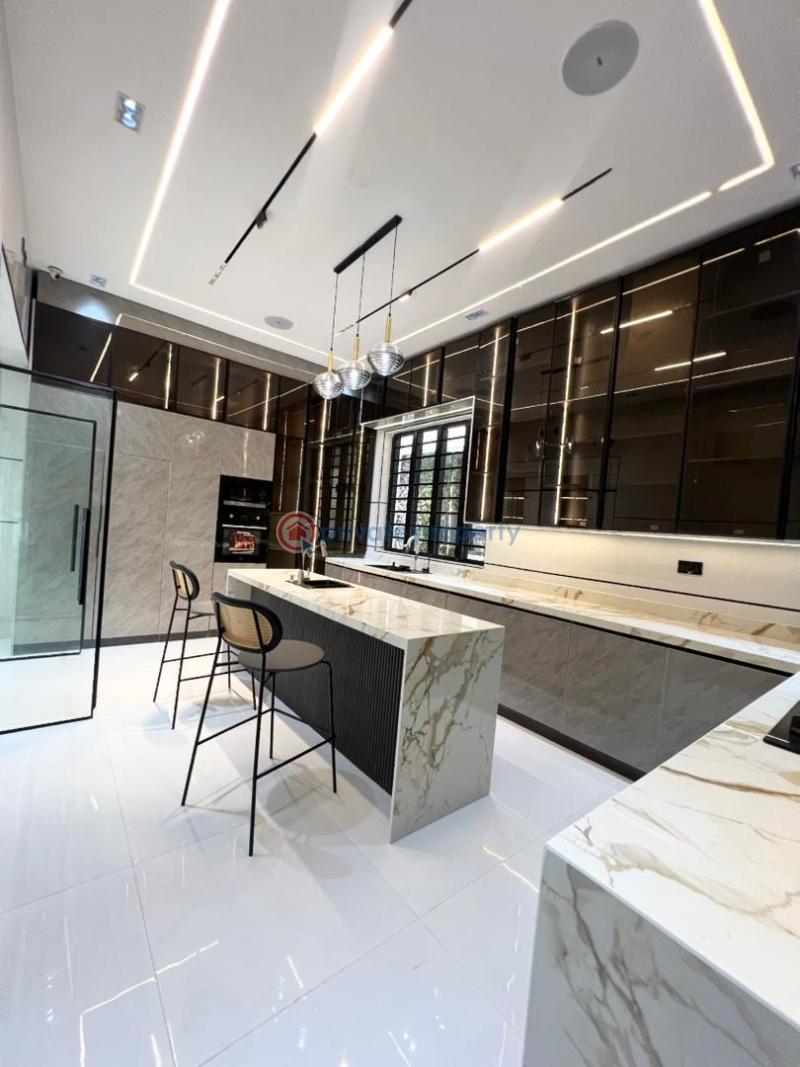 5 bedroom Detached Duplex For Sale Chevron Axis Lekki Lekki Lagos - 20