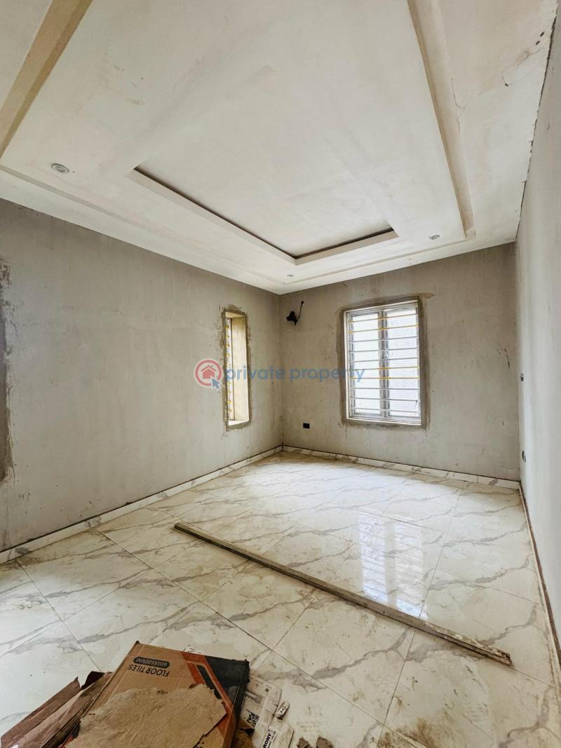 House For Sale Carlton Gate Estate Ibadan Oyo - 5