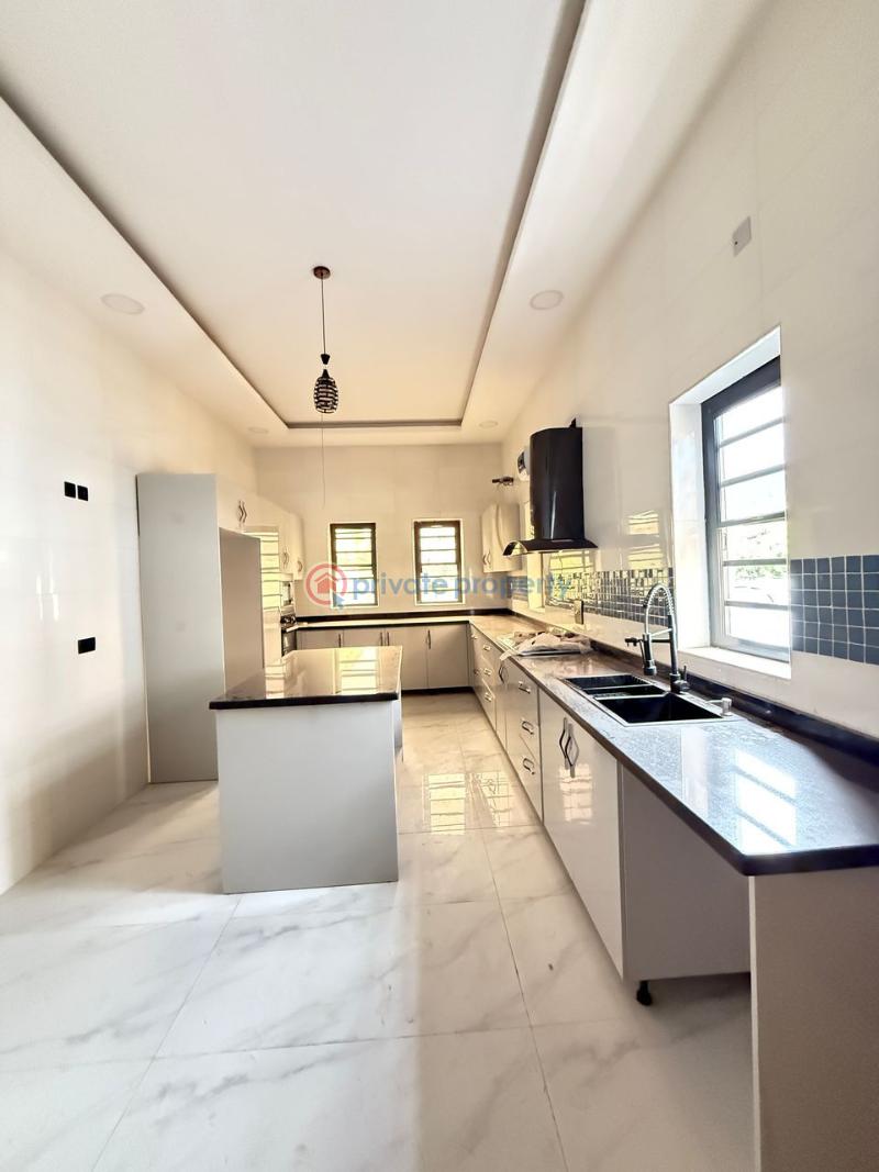 : exquisitely finished 5 bedroom fully  detached  duplex - 9 5 bedroom Detached Duplex For Sale Osapa London Lekki Lagos - 9