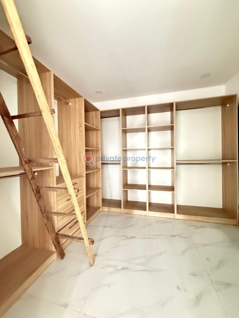 : exquisitely finished 5 bedroom fully  detached  duplex - 7 5 bedroom Detached Duplex For Sale Osapa London Lekki Lagos - 7