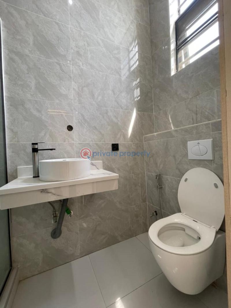 5 bedroom Detached Duplex For Sale Chevron Lekki Lekki Lagos - 11