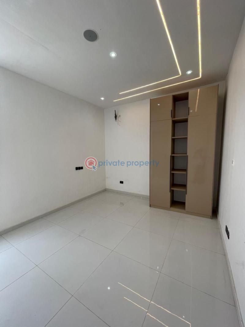 5 bedroom Detached Duplex For Sale Chevron Lekki Lekki Lagos - 4