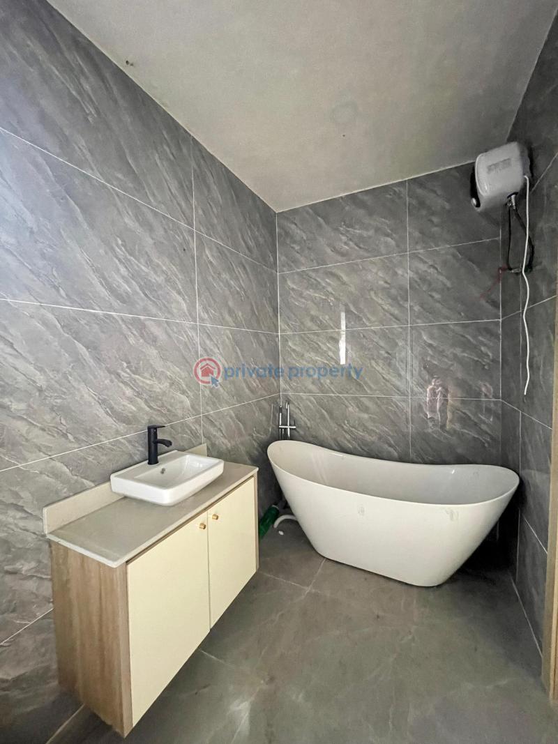 5 bedroom Semi detached Duplex For Sale Off Admiralty, Lekki Phase 1 – Lagos Lekki Phase 1 Lagos - 11