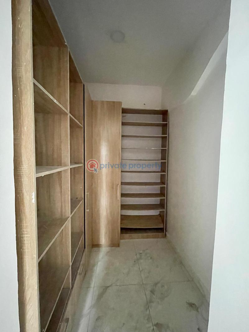 5 bedroom Semi detached Duplex For Sale Off Admiralty, Lekki Phase 1 – Lagos Lekki Phase 1 Lagos - 5