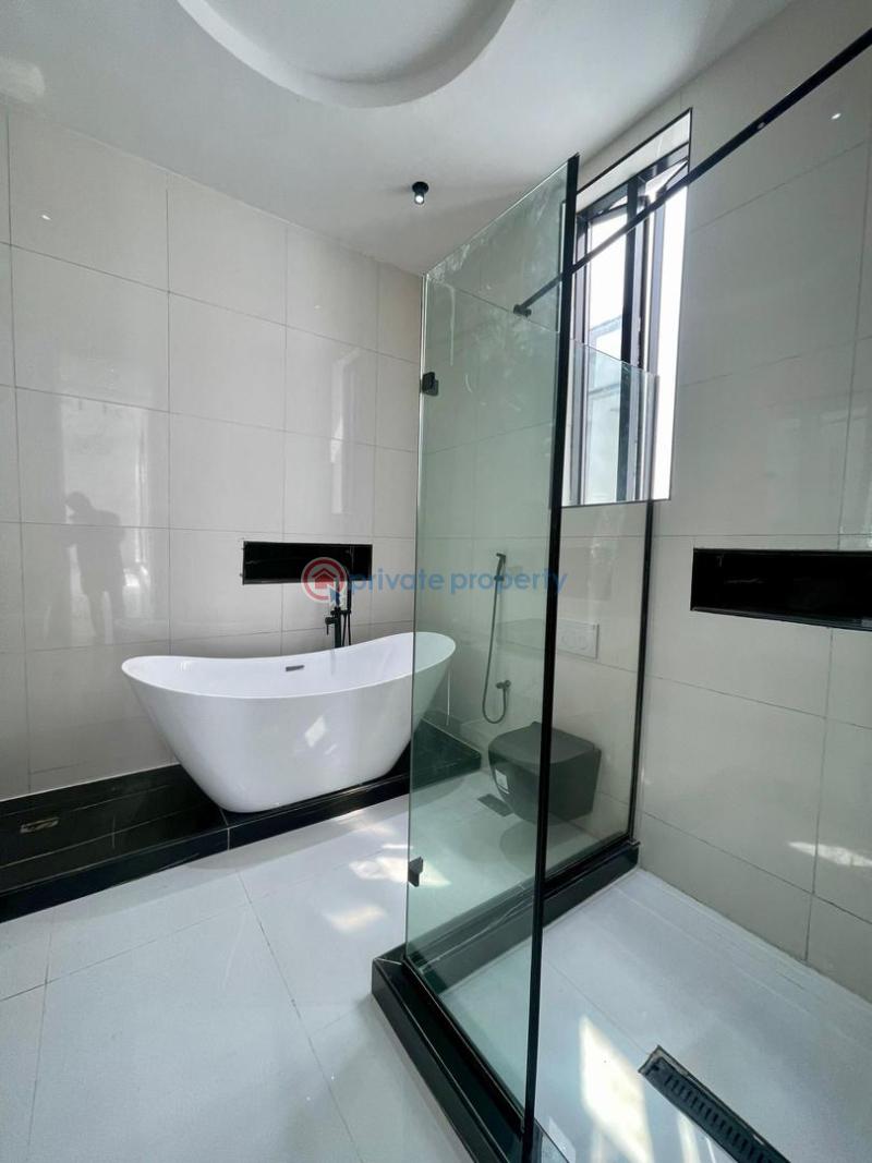5 bedroom Detached Duplex For Sale Chevron Lekki Lekki Lagos - 8