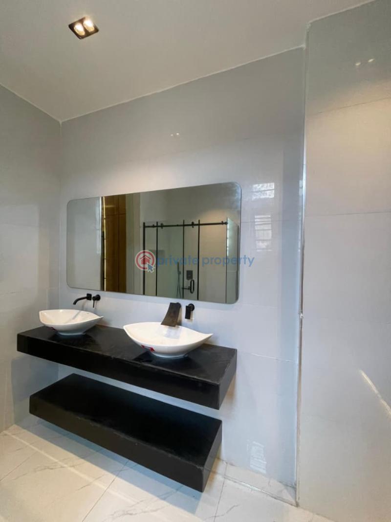 5 bedroom Detached Duplex For Sale Lekki Phase 1 Lagos - 21