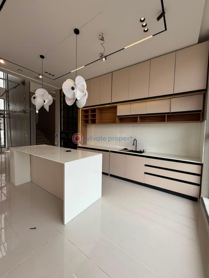 6 bedroom Detached Duplex For Sale Osapa London Lekki Lagos - 13