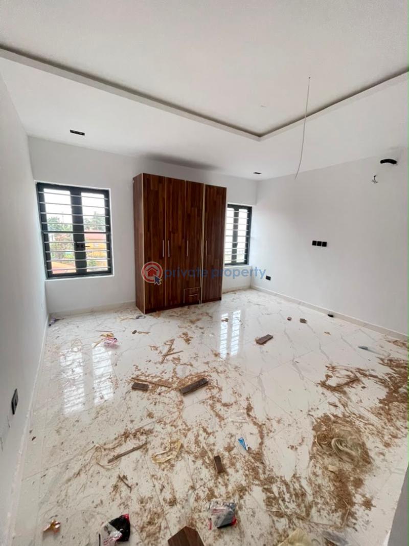 6 bedroom Detached Duplex For Sale Osapa London Lekki Lagos - 18