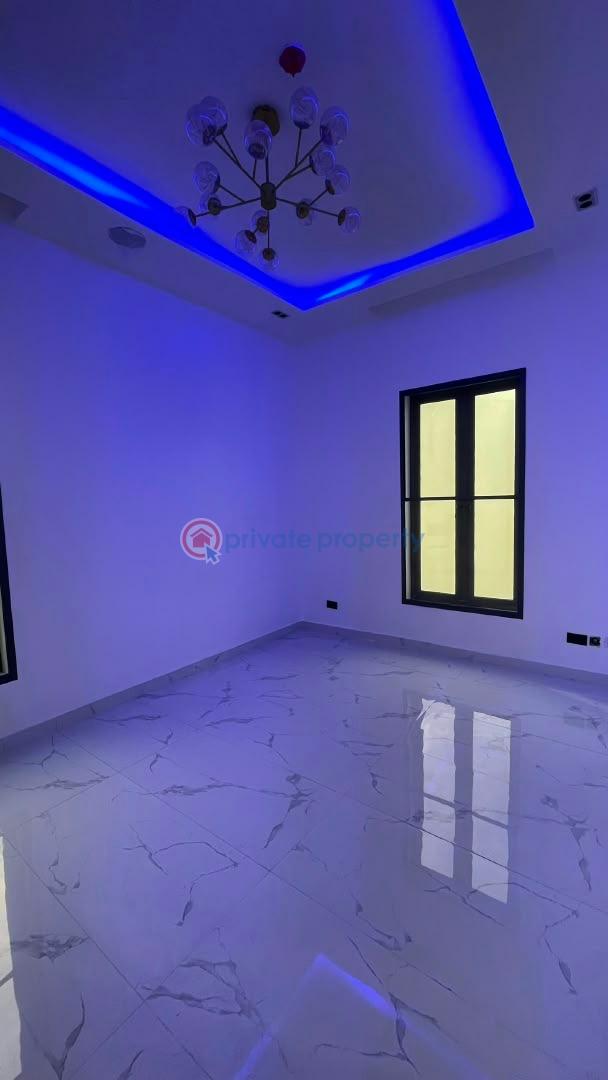 7 bedroom Detached Duplex For Sale Osapa Lekki Lekki Lagos - 4