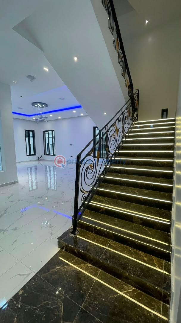7 bedroom Detached Duplex For Sale Osapa Lekki Lekki Lagos - 9