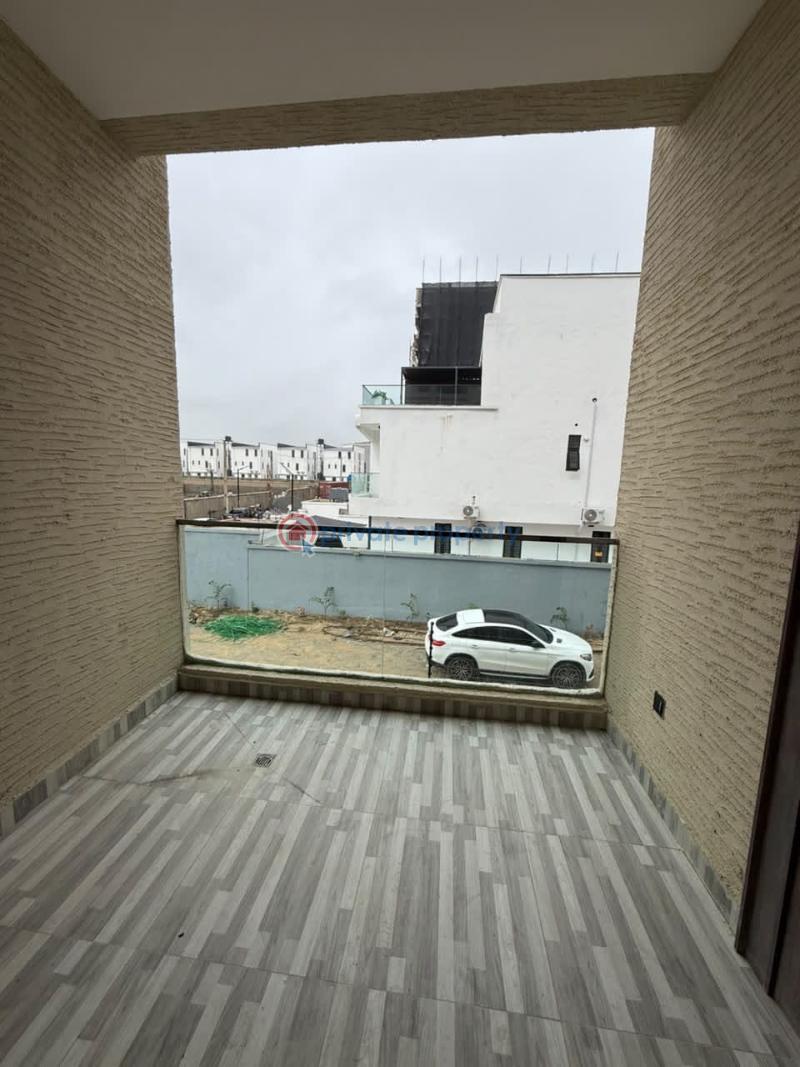 1 bedroom Block Of Flats For Sale Lekki Phase 1 Lagos - 10