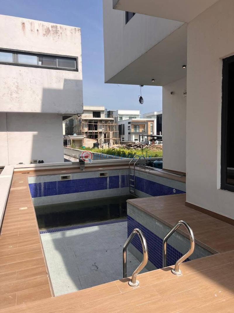 5 bedroom Detached Duplex For Sale Osapa Lekki Lekki Lagos - 11