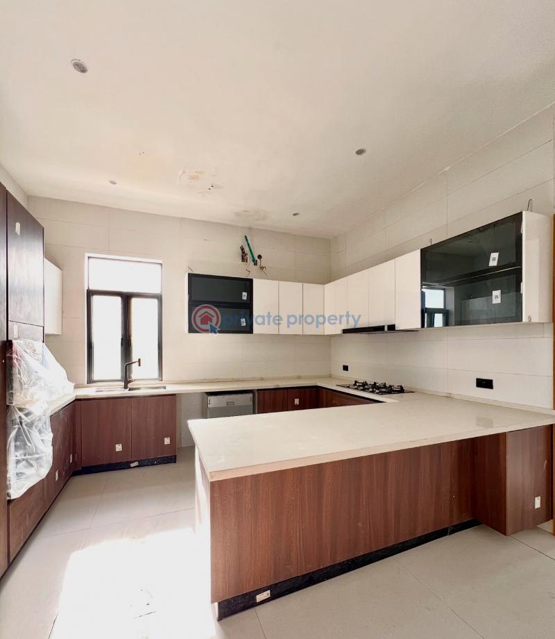 5 bedroom Maisonette For Sale Secure Estate At Ikate Lekki Lekki Lagos - 9