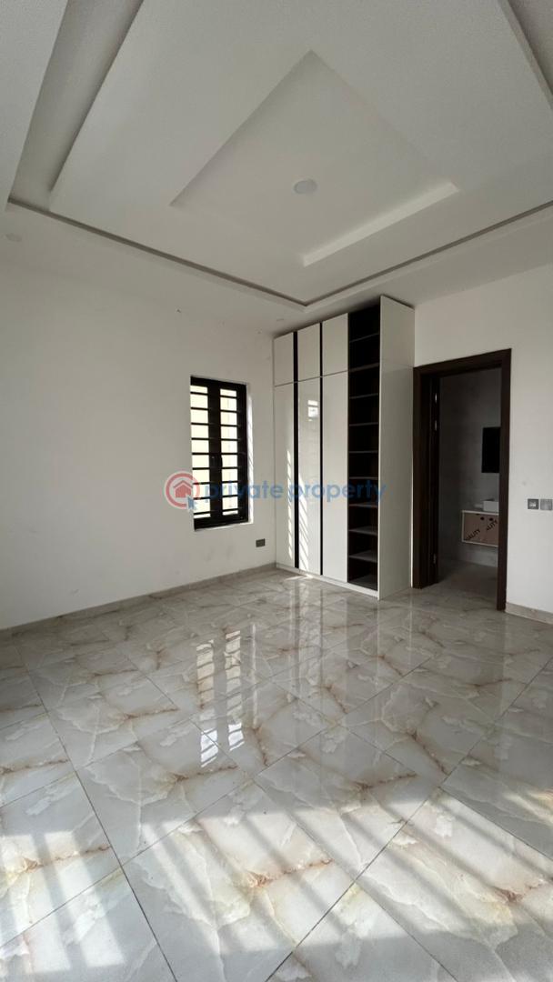 5 bedroom Detached Duplex For Rent Ogudu GRA Ojota Lagos - 2