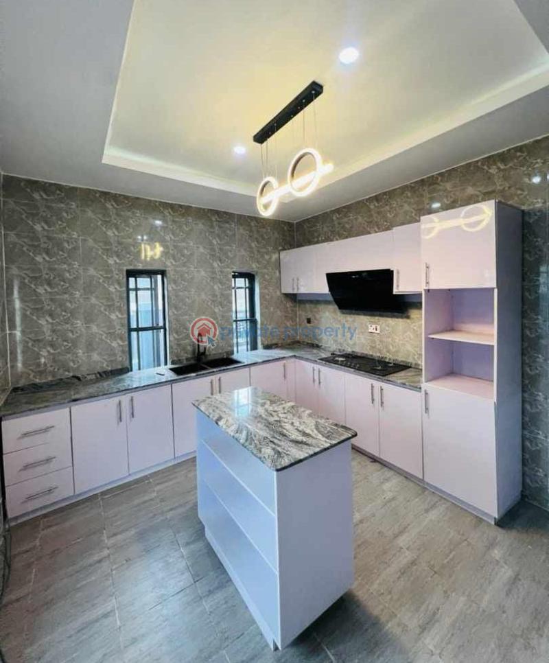 4 bedroom Detached Duplex For Sale Located At Purple Gate, Oluyole Estate Ibadan. Ibadan Oyo - 1