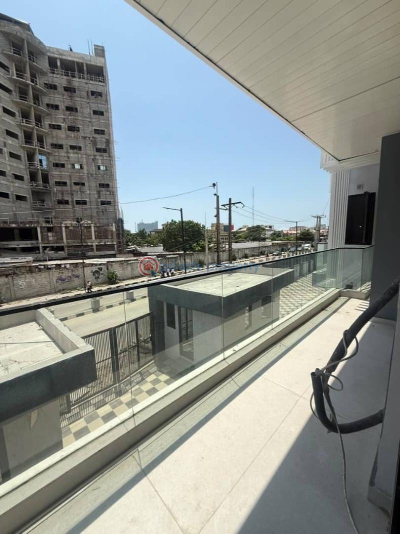 2 bedroom Maisonette For Sale Victoria Island Lagos - 11