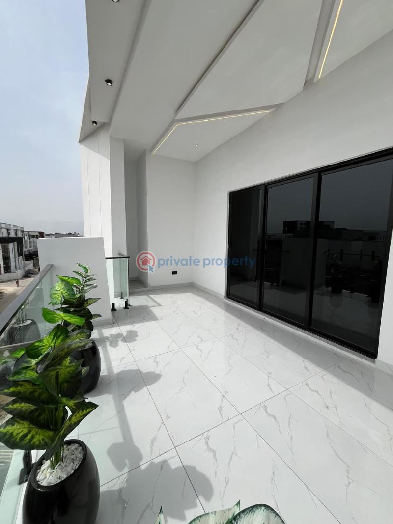 6 bedroom Detached Duplex For Sale Chevron Toll Gate Lekki Lagos - 1