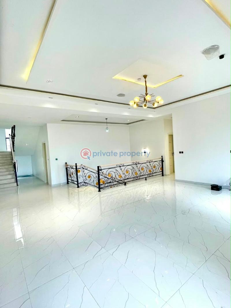 6 bedroom Detached Duplex For Sale Chevron Lekki Lekki Lagos - 18