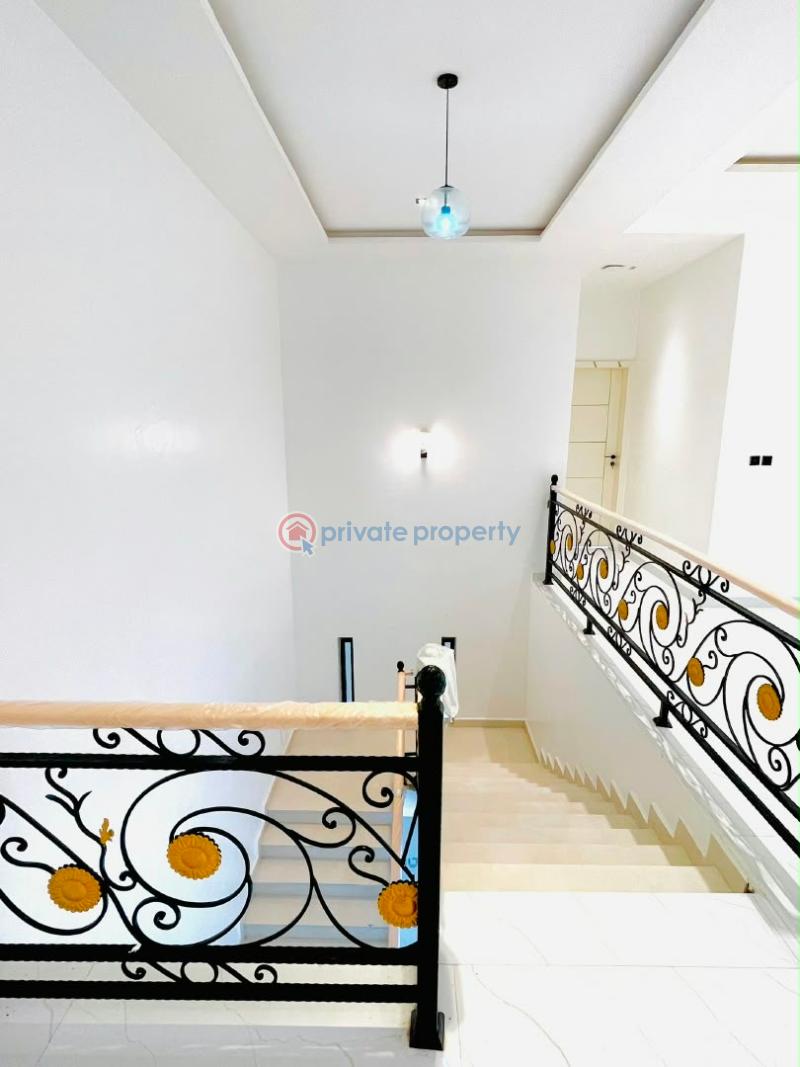 6 bedroom Detached Duplex For Sale Chevron Lekki Lekki Lagos - 8