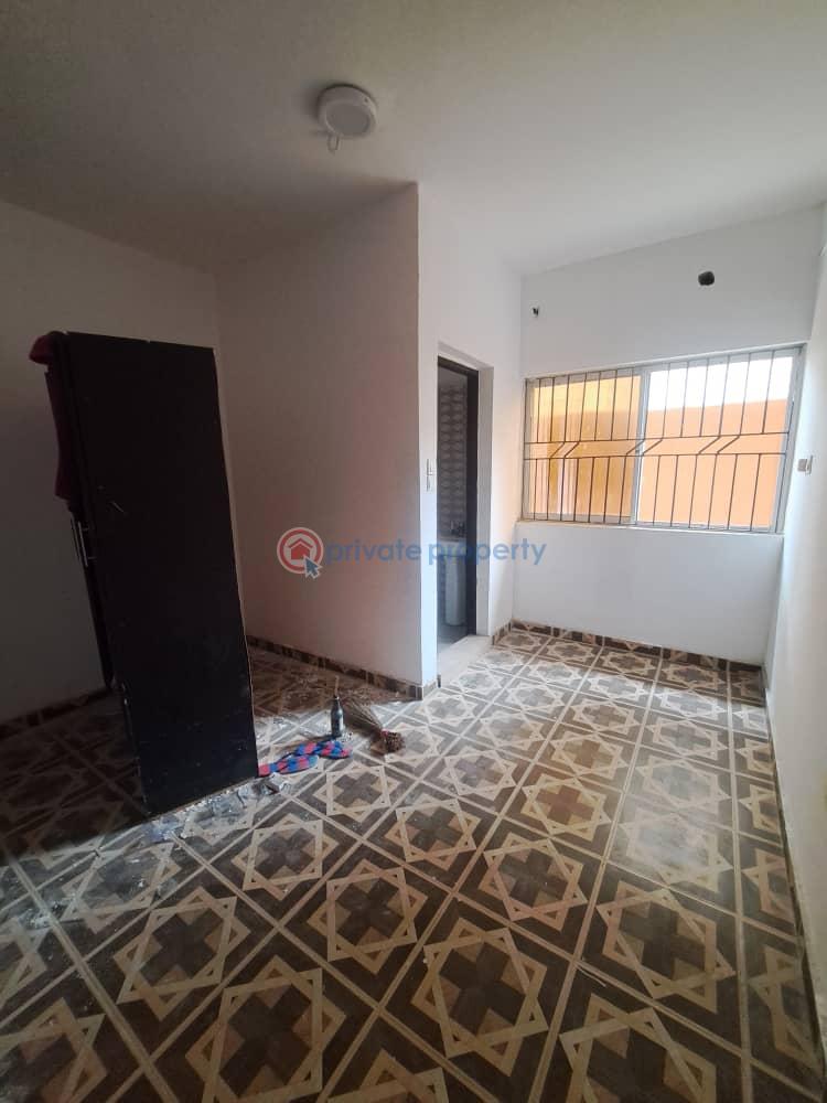 3 bedroom Block Of Flats For Rent Estate Ilasan Lekki Lagos - 4