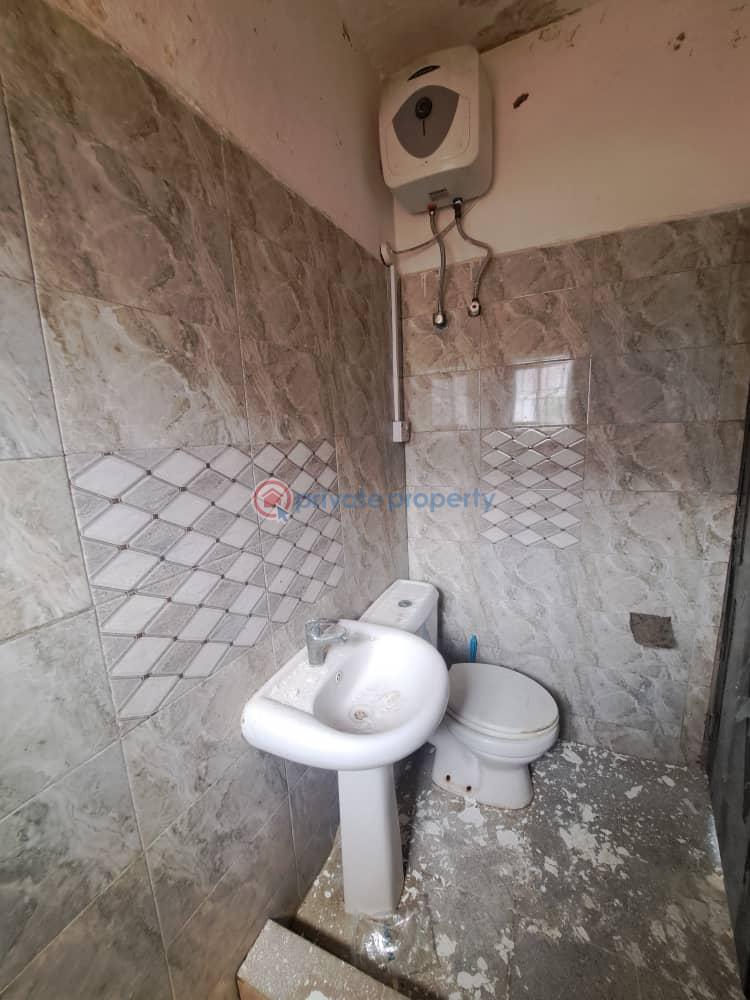 3 bedroom Block Of Flats For Rent Estate Ilasan Lekki Lagos - 8
