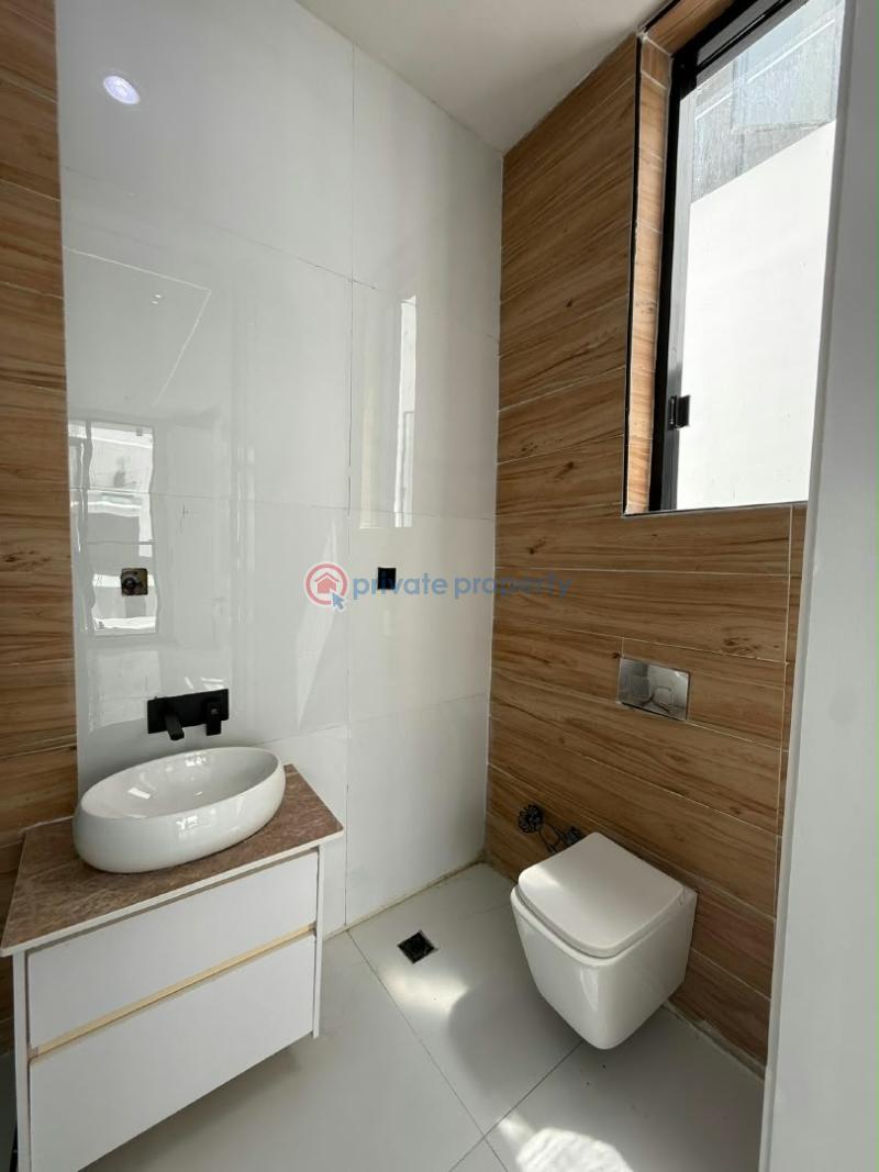 6 bedroom Detached Duplex For Sale Chevron Lekki Lekki Lagos - 2