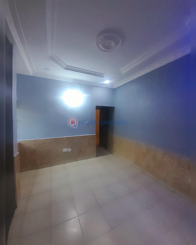 3 bedroom Block Of Flats For Rent Lugbe 1 Extension, Airport Road, Before River Park Estate And Dunamis Church Lugbe Abuja Phase 4  - 8